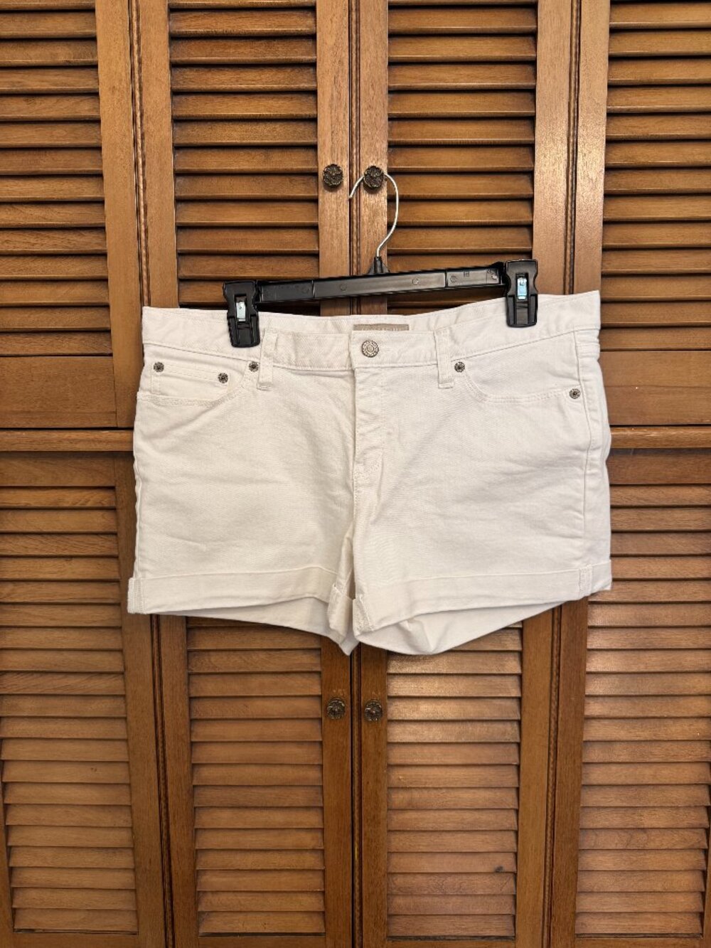 Banana Republic White Denim Cuffed Shorts Size 10/30